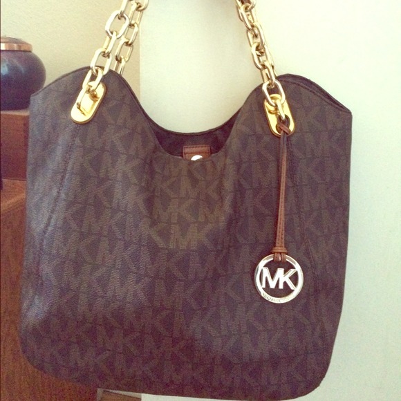 Large authentic michael kors shoulder bag