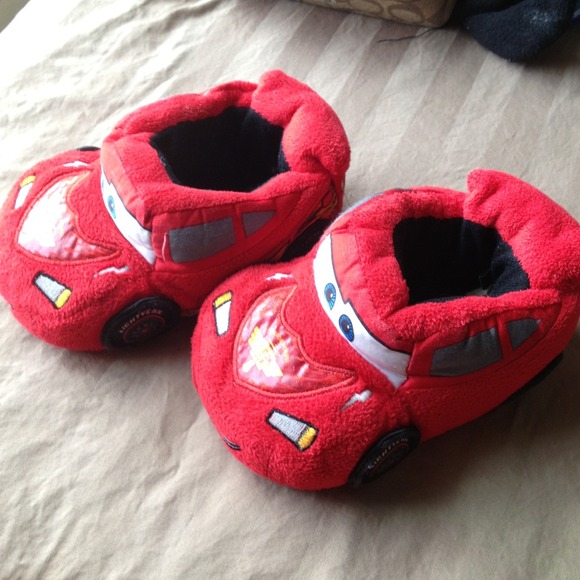 Lightning mcqueen plush warm shoes .. Toddler