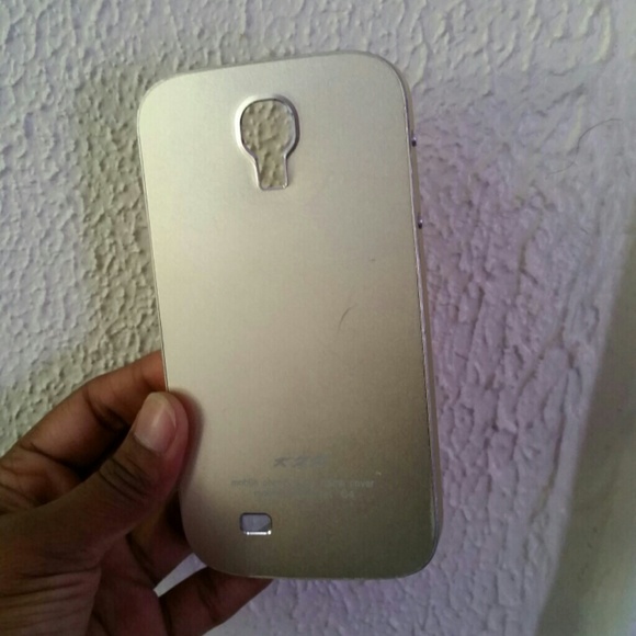 Gold Aluminum case