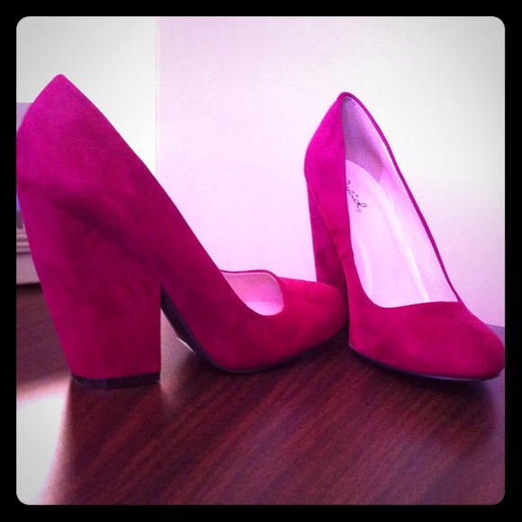 Pretty Heels!!