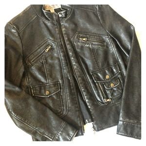 Edgy Distressed Black Leather Jacket - Size Small