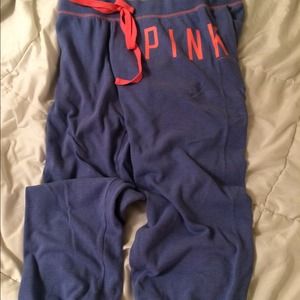 Vs Pink, Capri sweats