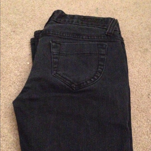 🔴HOLD🔴 Black Skinny Jeans - Picture 2 of 3