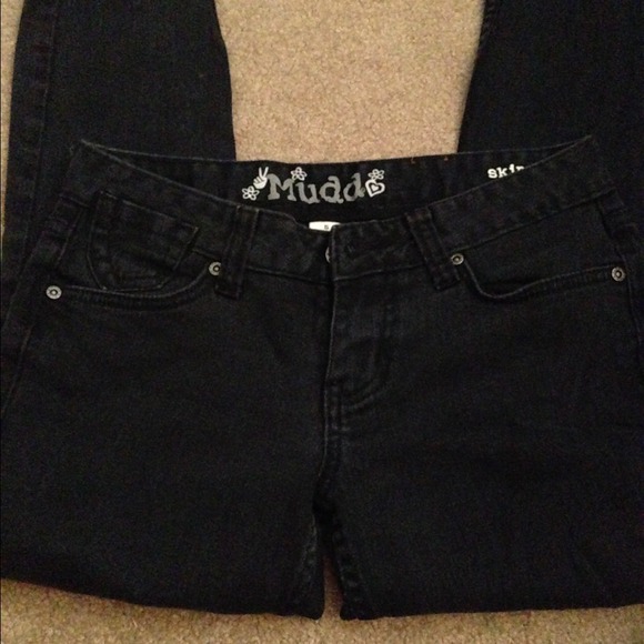 🔴HOLD🔴 Black Skinny Jeans - Picture 3 of 3