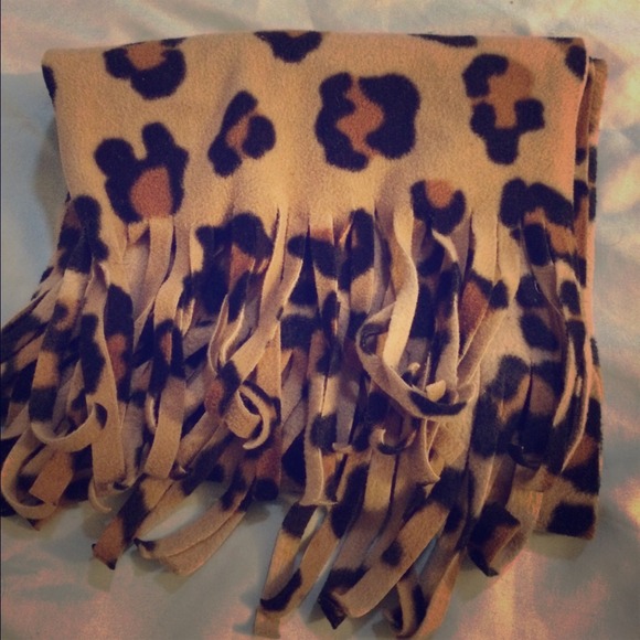 Leopard scarf- old navy