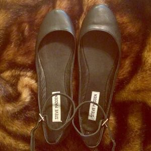 Steve Madden flats