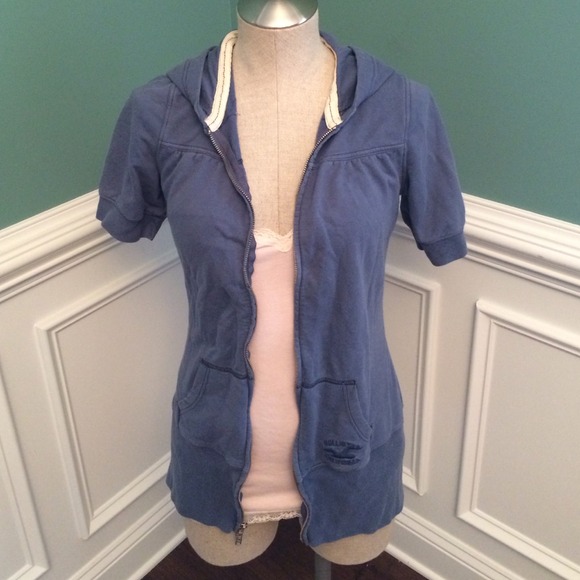 Hollister short sleeve zip up