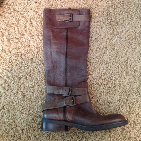Women's Enzo Angiolini boots size 10