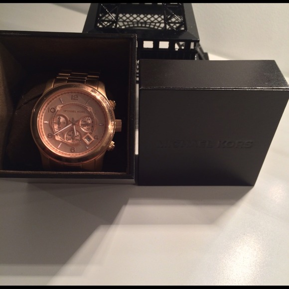 SOLD ❌Rose Gold Michael Kors Watch💗 - Picture 3 of 4