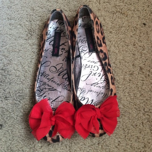 Leopard print with red bow flats - Picture 1 of 2
