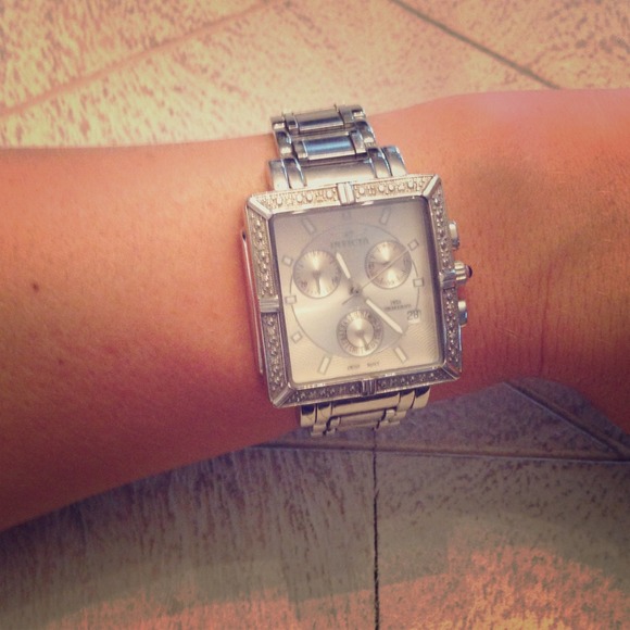 **SOLD In bundle Invicta watch