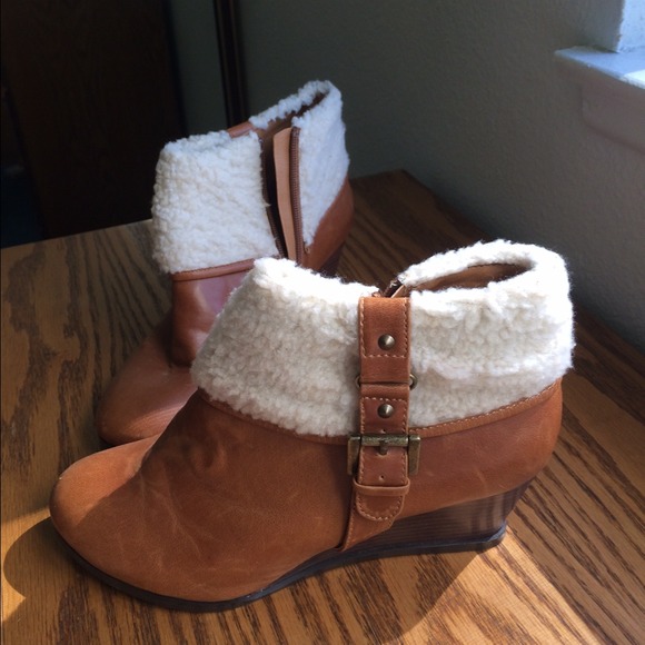 Perfect Autumn/winter wedges!