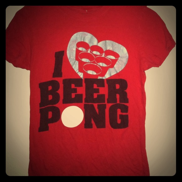 Beer pong tee
