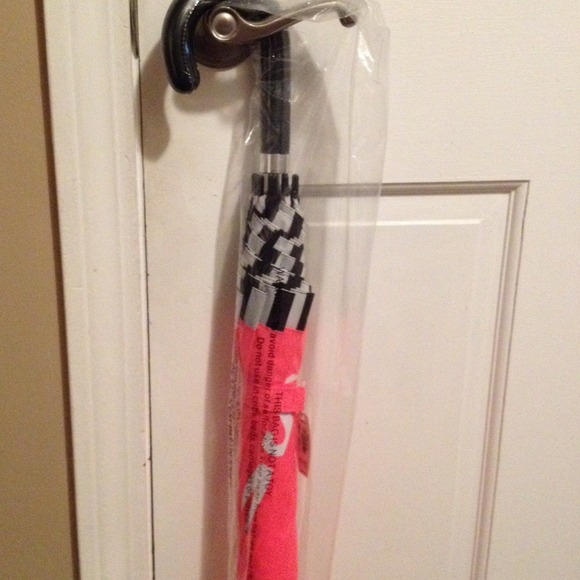 🚫SOLD🚫VS 2014 umbrella