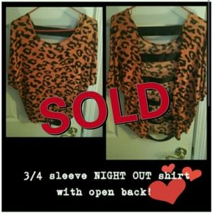 *SOLD* Coral leapord print shirt with open back