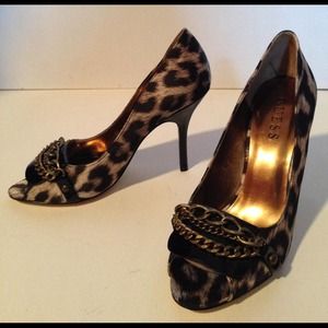 Guess Vipin Satin Open-Toe Animal Print Pumps