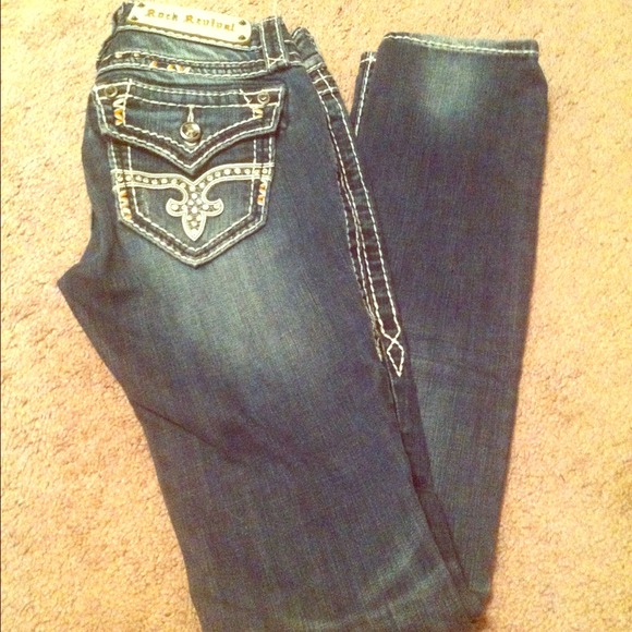 Rock revivals size 25