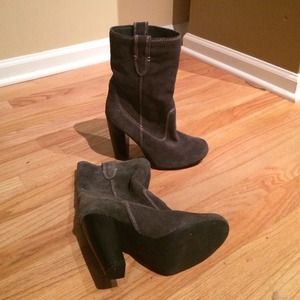 MIA gray suede bootie heels