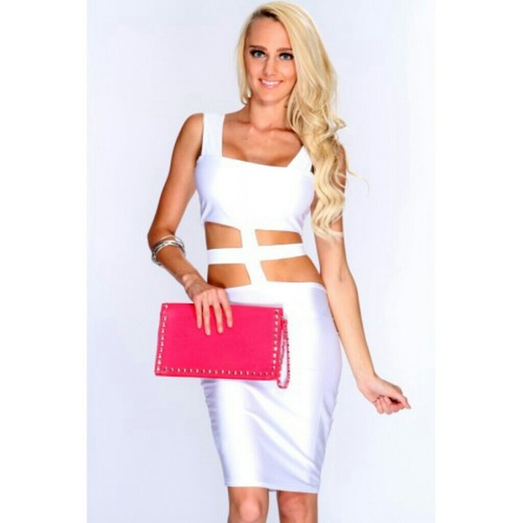 Cut Out Bandaged Dress - Picture 2 of 3