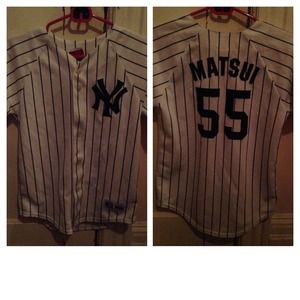 A kids Yankees jersey