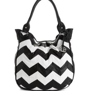 👜❤Red by Marc Ecko Handbag❤👜