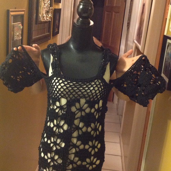 SOLD HP 2/4 1 a kind handmade crochet dress - Picture 4 of 4