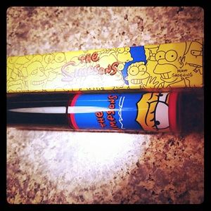 Mac makeup simpson lipglass Red Blazer