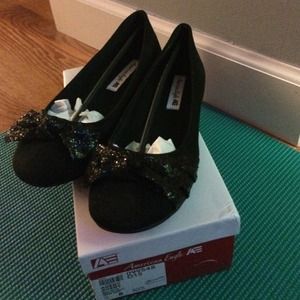 Black sparkly bow flats