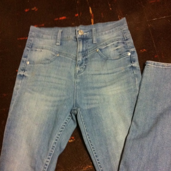 High Waisted BDG seamed jeans!!