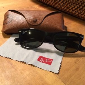 Ray-Ban New Wayfarer sunglasses