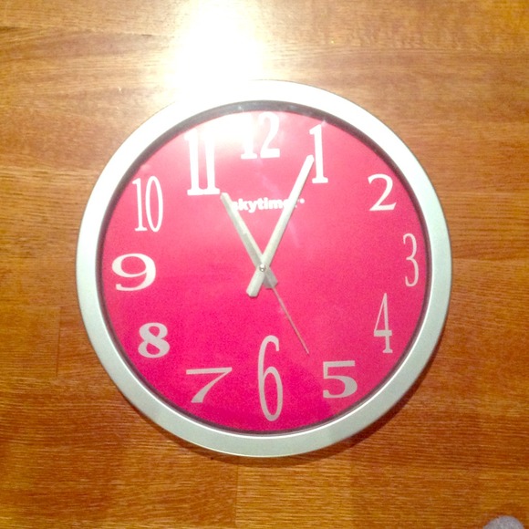 Fun Statement Clock NEW YEARS SALE