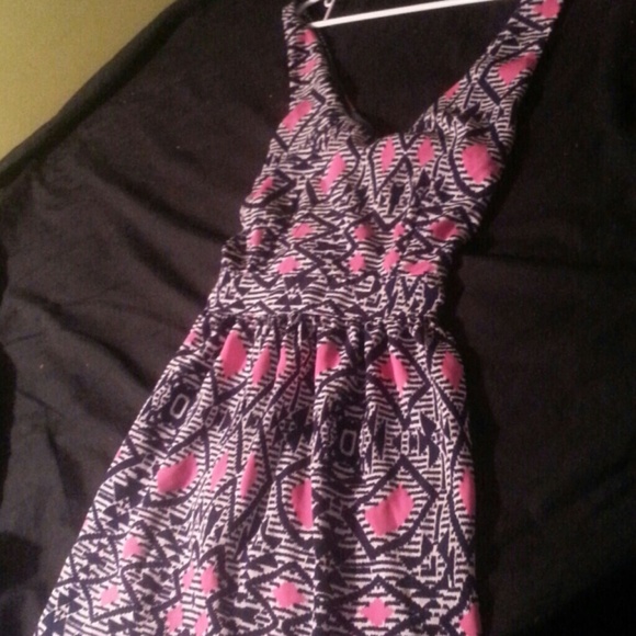 Sheek knee high dress