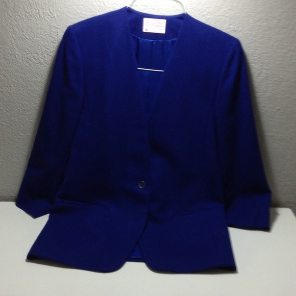 Pendleton blue wool blazer with two button front