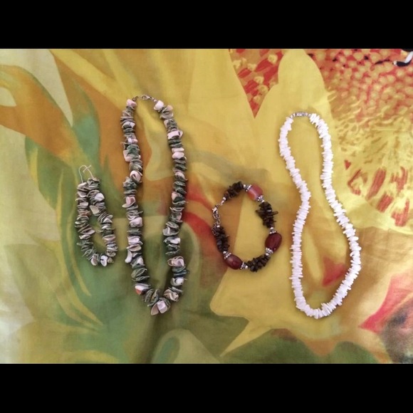 Bracelet and necklace