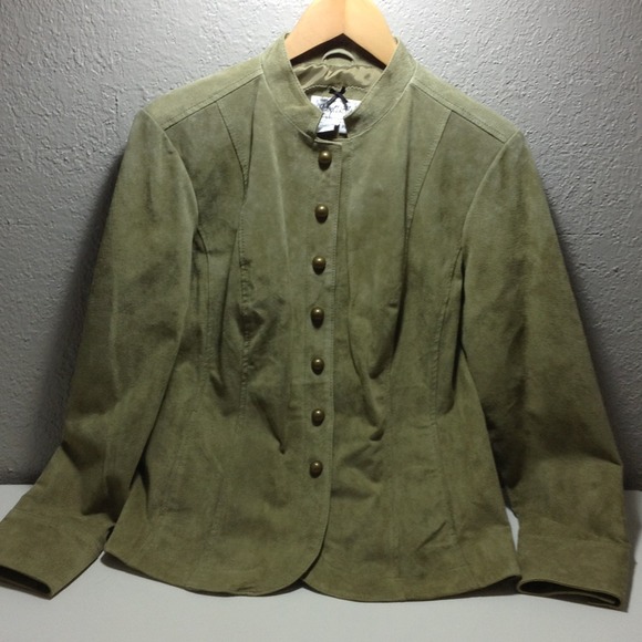 Llosa Little boutique 100% leather lined jacket