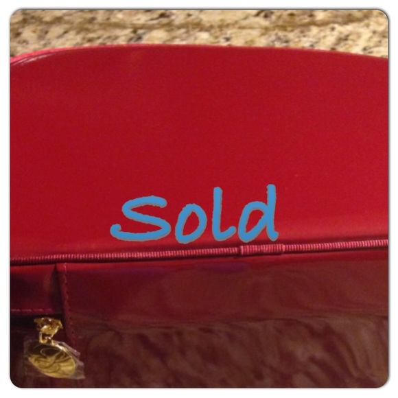Estee Lauder glossy red vanity / makeup case