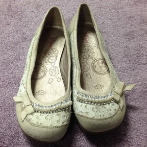 Adorable Flats