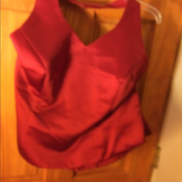 Custom fitted halter top, cranberry - Picture 1 of 4
