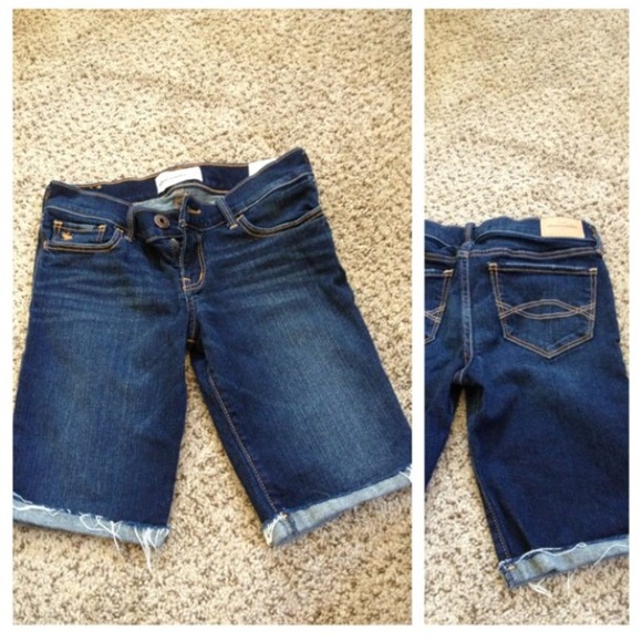 Abercrombie kids Bermuda shorts
