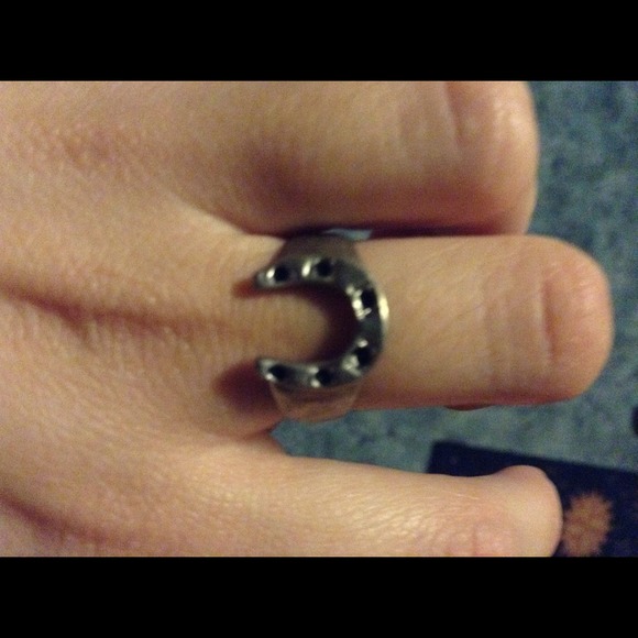 Sterling Horse Shoe Ring