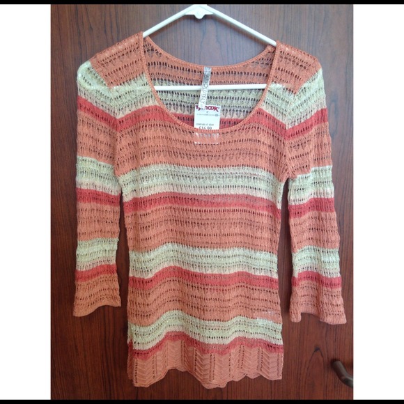 ABSOLUTELY lightweight sweater