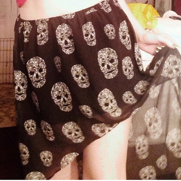 H&M high low skirt - Picture 2 of 2