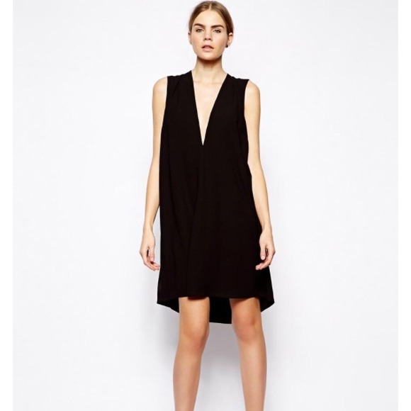 SOLACE DRESS ! Size 0! Worn once and dry cleaned!