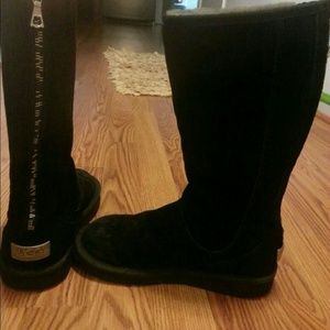 UGG Australia - Knightsbridge - Black Tall Suede