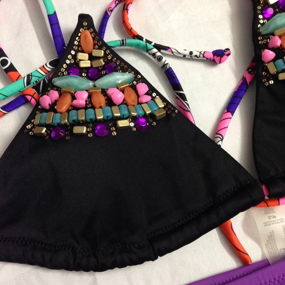 NWOT Victoria's Secret beaded bikini set - Picture 3 of 3