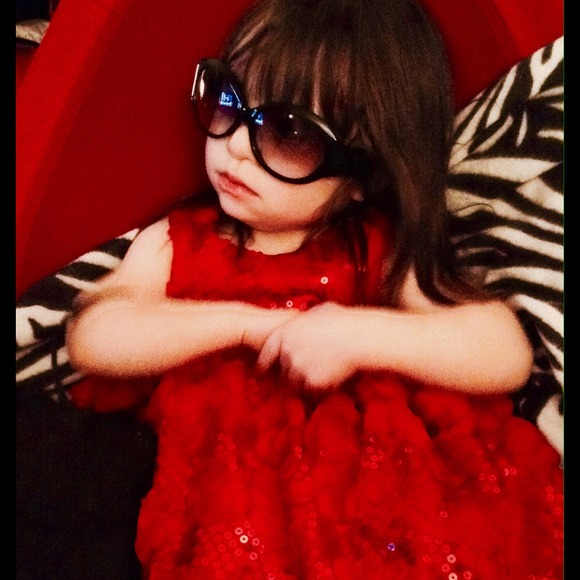 👧🏻 Meet Your Posher..."Princess Sarah!" - Picture 4 of 4