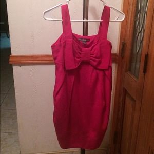 Pink Bow Dress. Never worn. Forever 21.