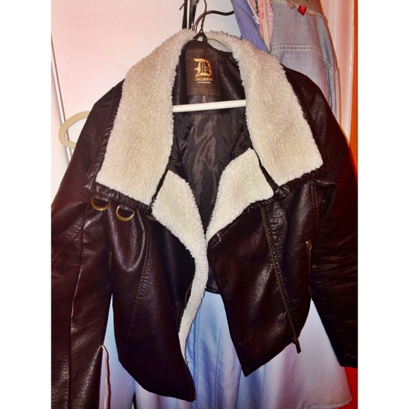 Fleece Collar Faux Leather Bomber Jacket