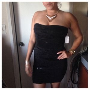 Classic Black Strapless Dress!