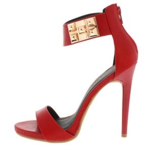 Red heel